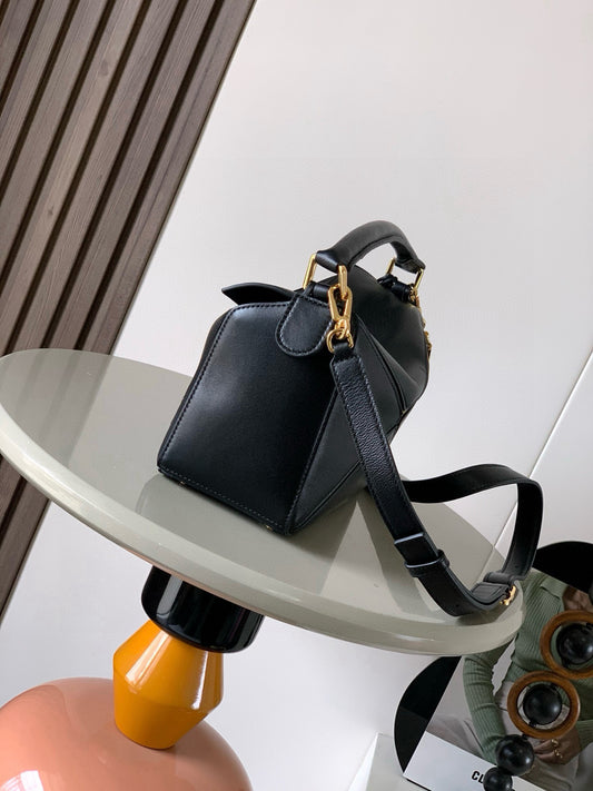 BAG-LW-743