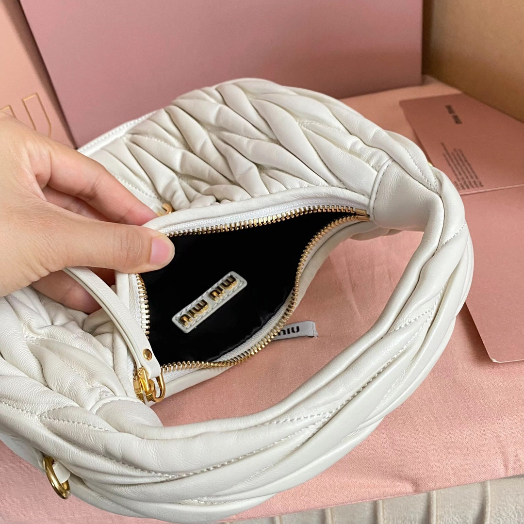 BAG-MIUMIU-LY-095