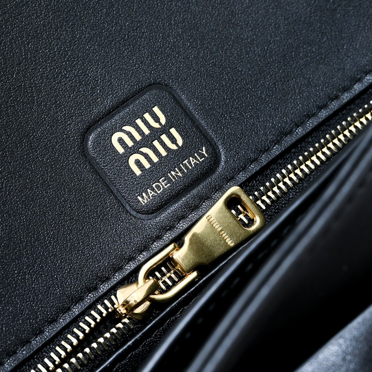 BAG-MIUMIU-LY-266