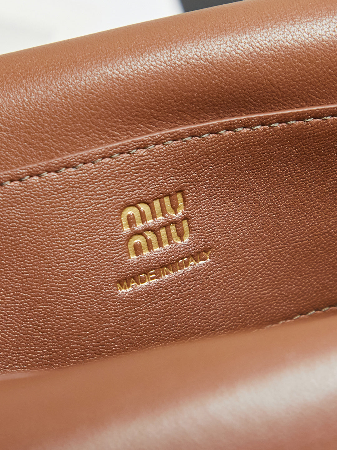 BAG-MIUMIU-LY-041