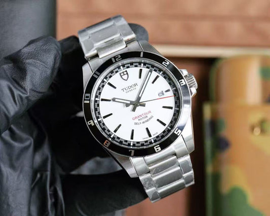 WATCH-DT-W-007