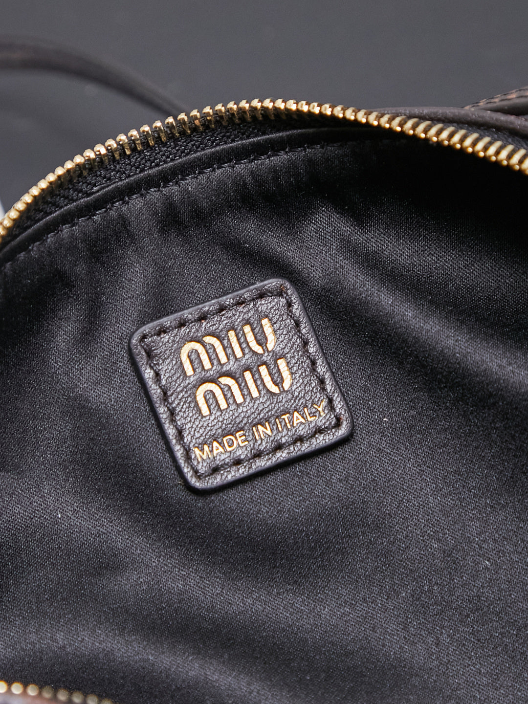 BAG-MIUMIU-LY-074