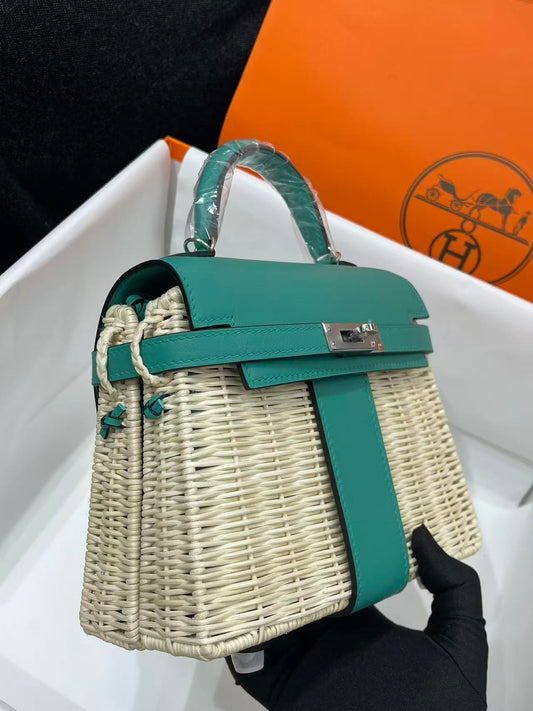 BAG-HMS-W-054