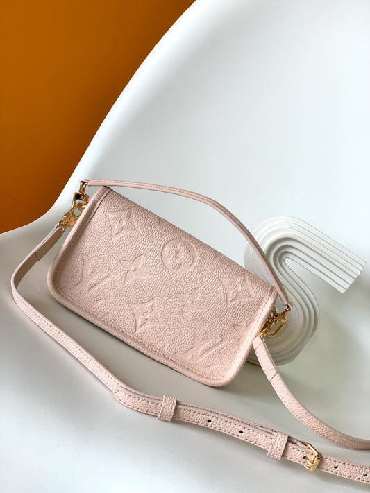 BAG-LV-W-NEW-1300