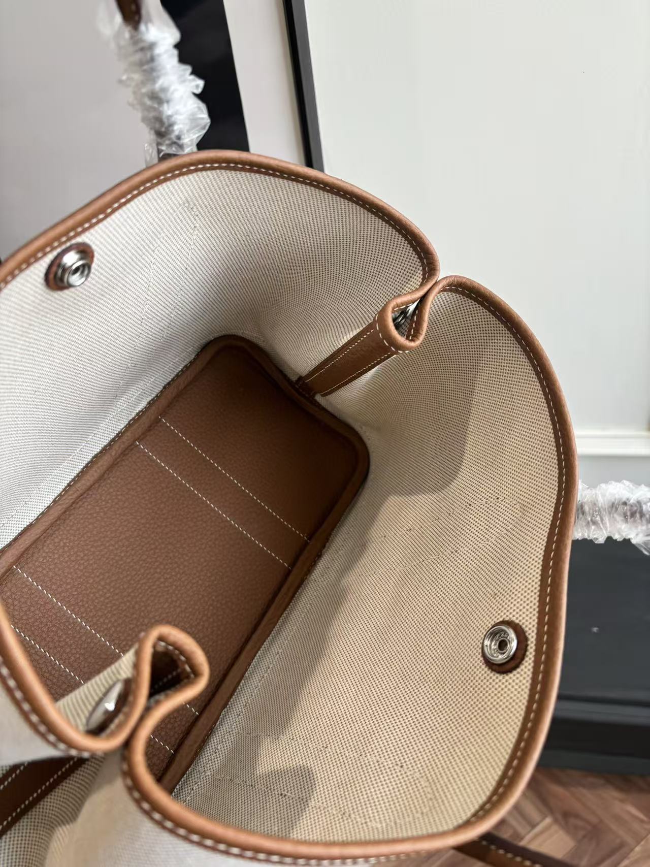 BAG-HMS-W-072