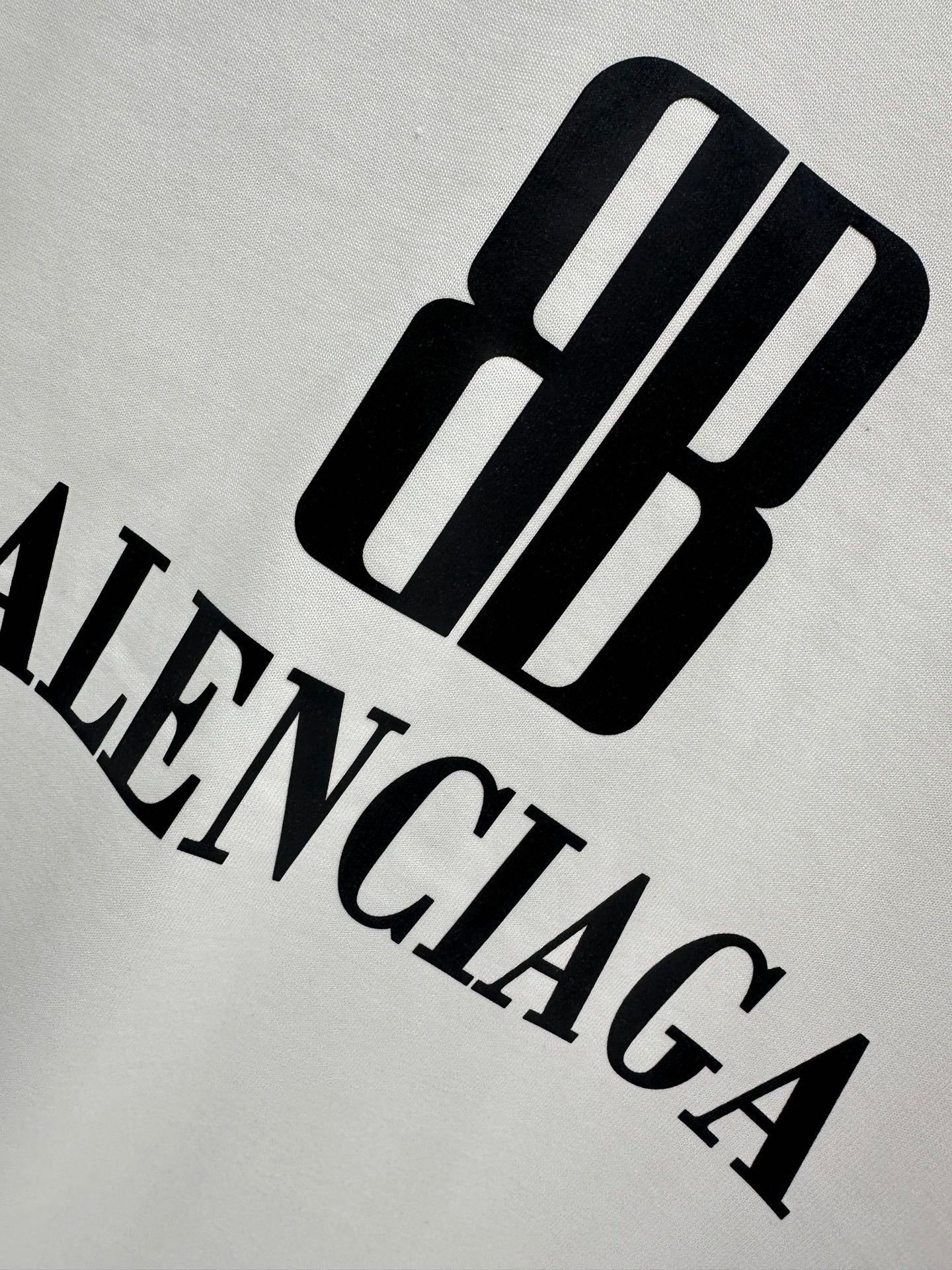 TS-Balenciaga-new-022