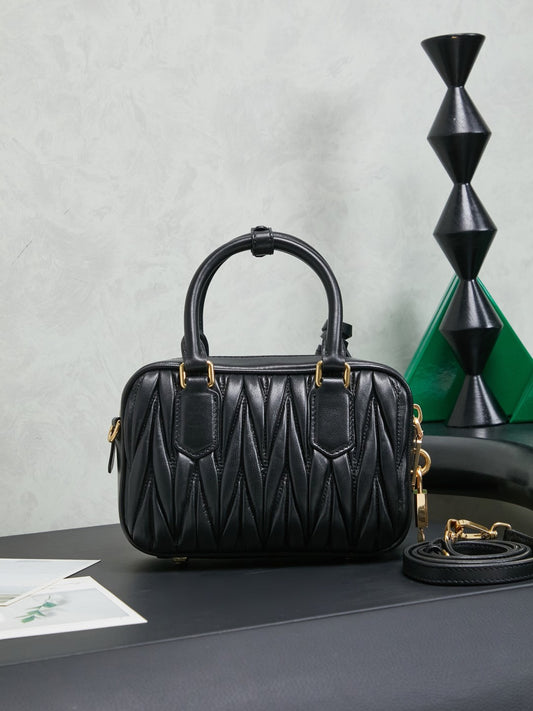 BAG-MIUMIU-LY-009