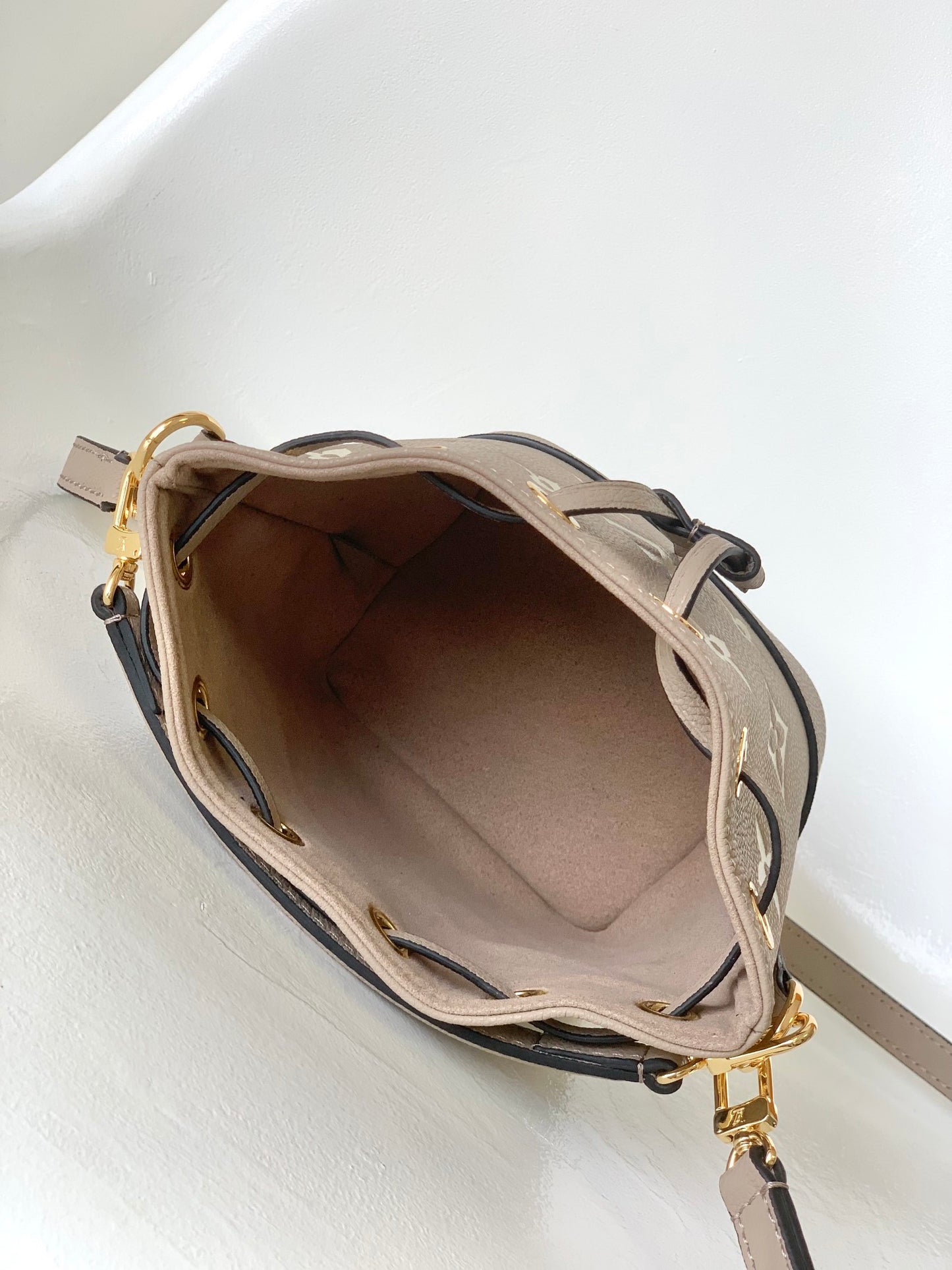 BAG-LV-W-NEW-1096