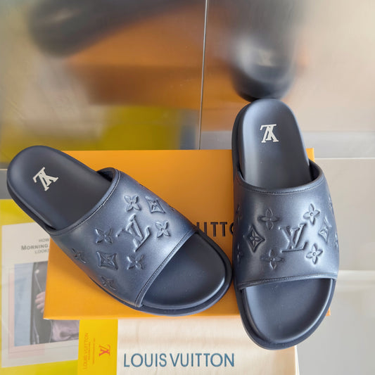 SHOES-LV-LY-640