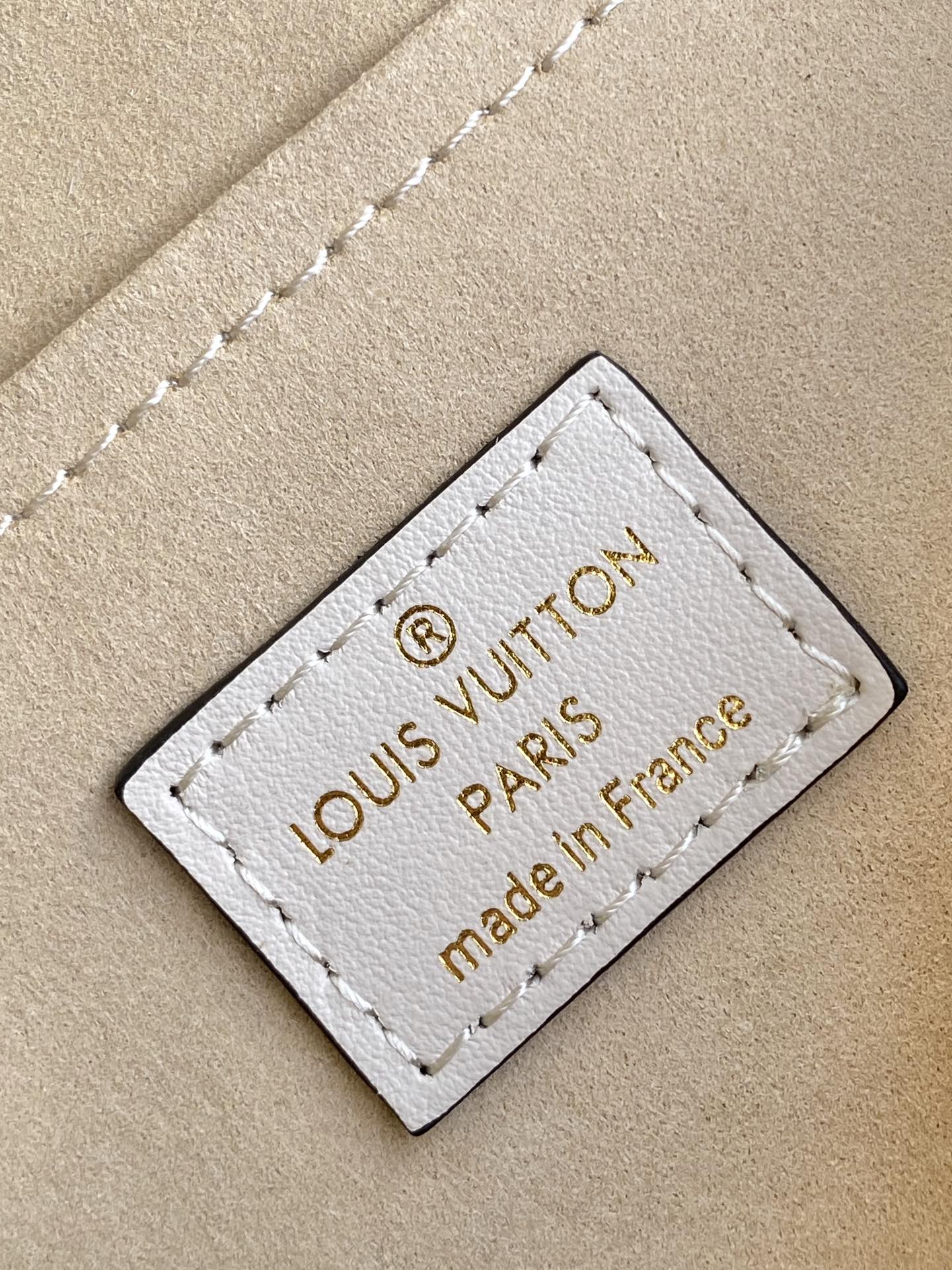 BAG-LV-W-NEW-573
