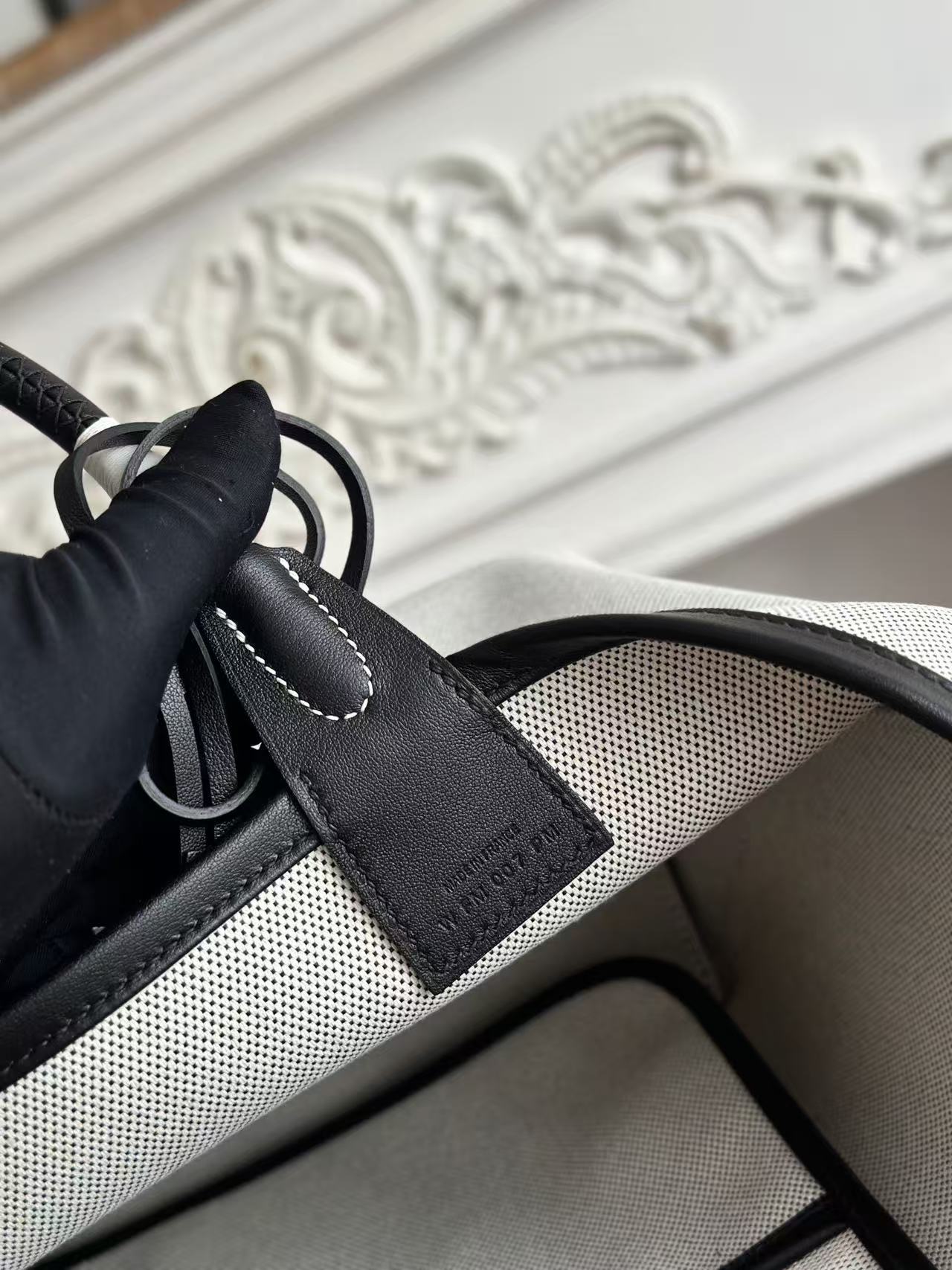 BAG-HMS-W-009