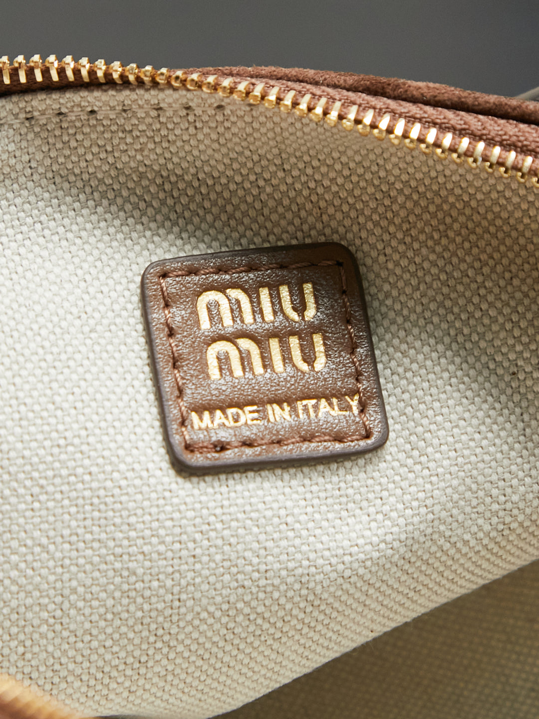BAG-MIUMIU-LY-201