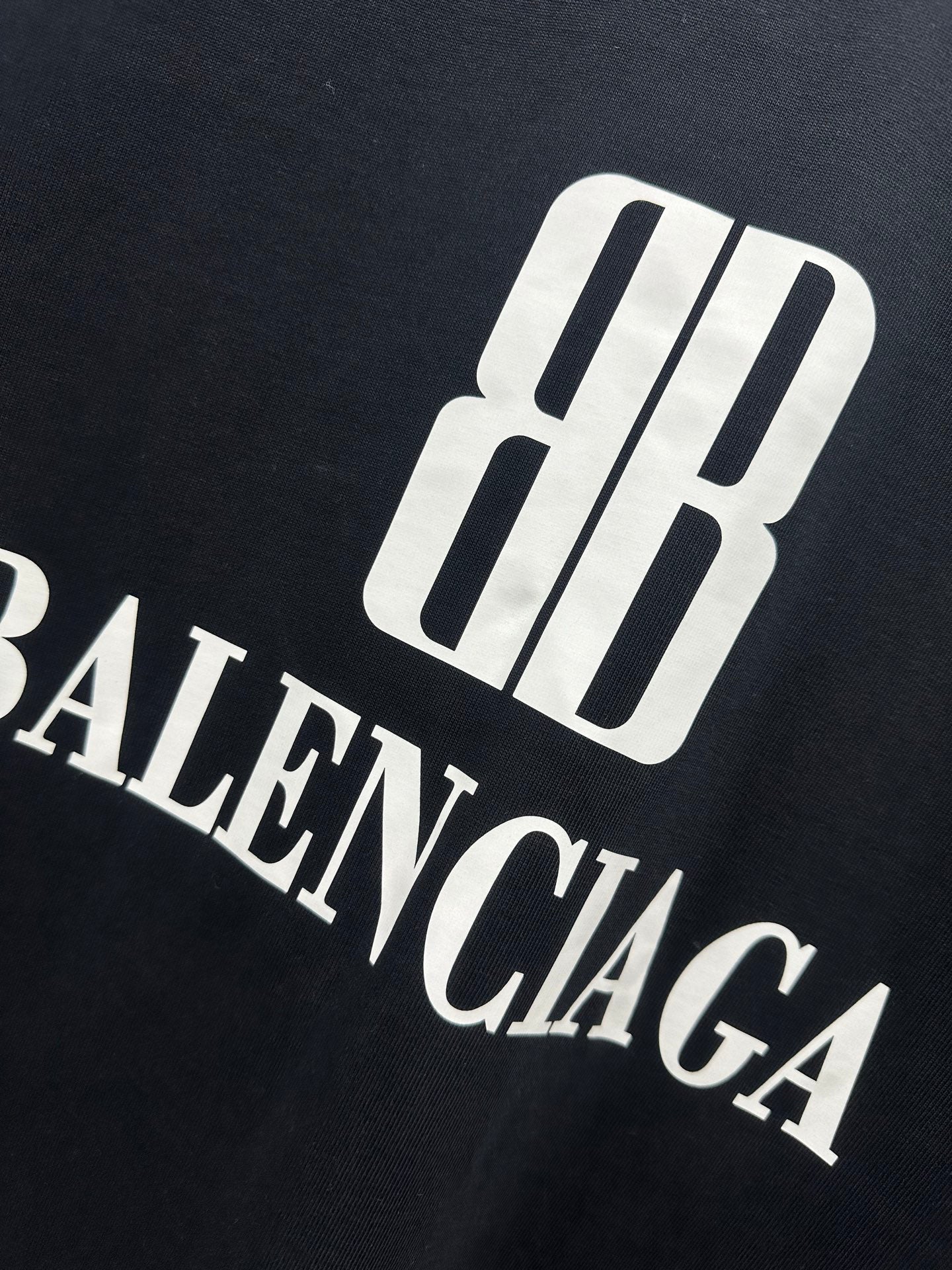 TS-Balenciaga-new-021