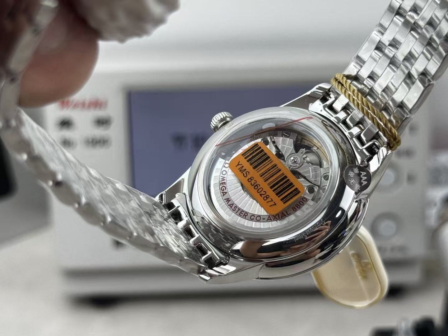 WATCH-OMG-W-010