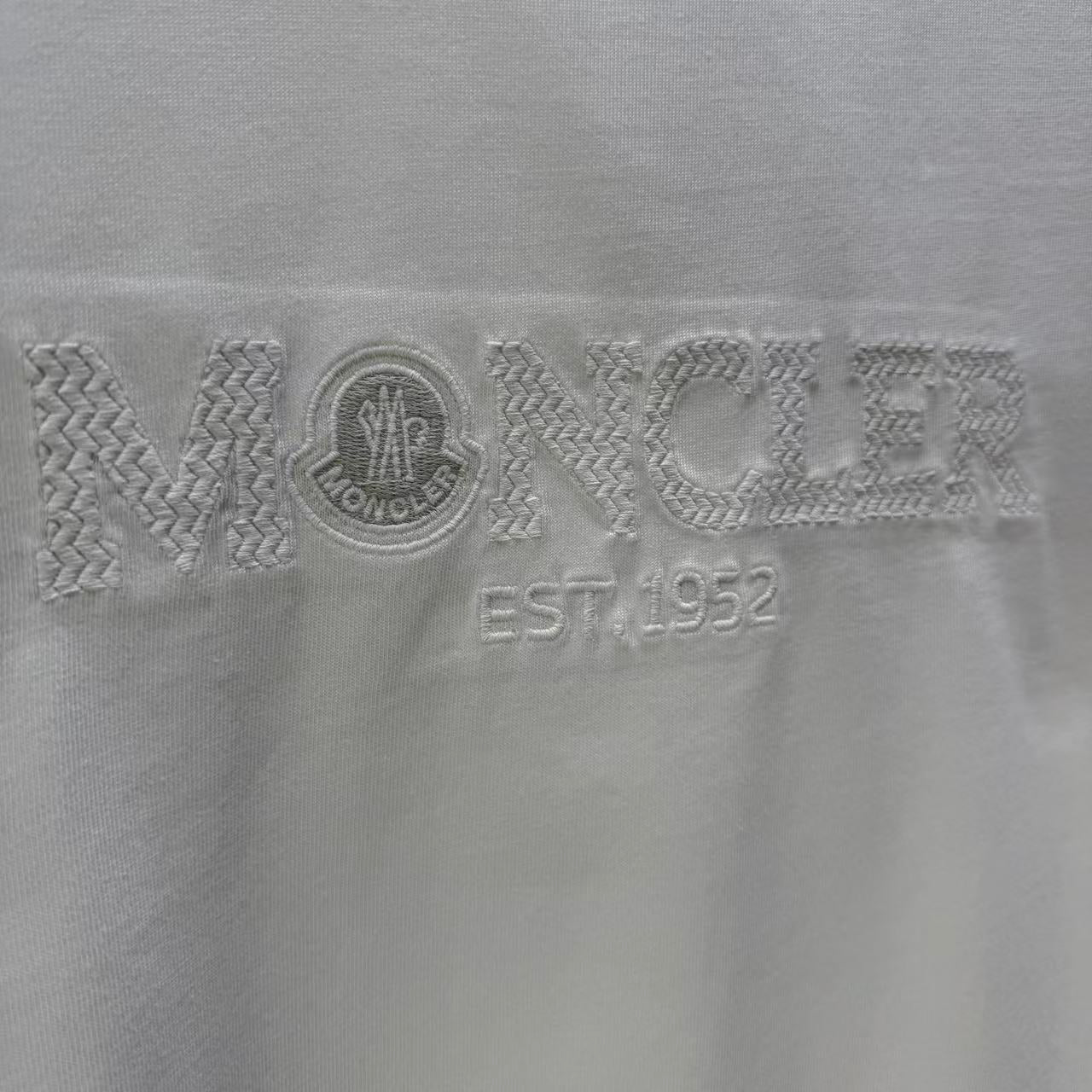 TS-MONCLER-NEW-143