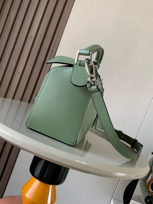 BAG-LW-811