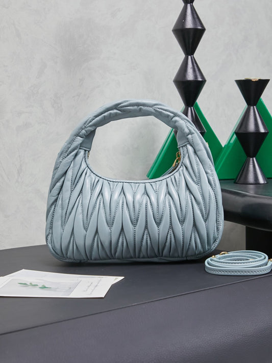 BAG-MIUMIU-LY-019