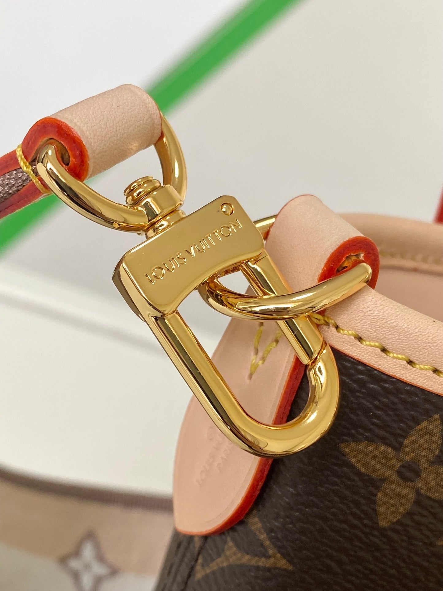 BAG-LV-W-119