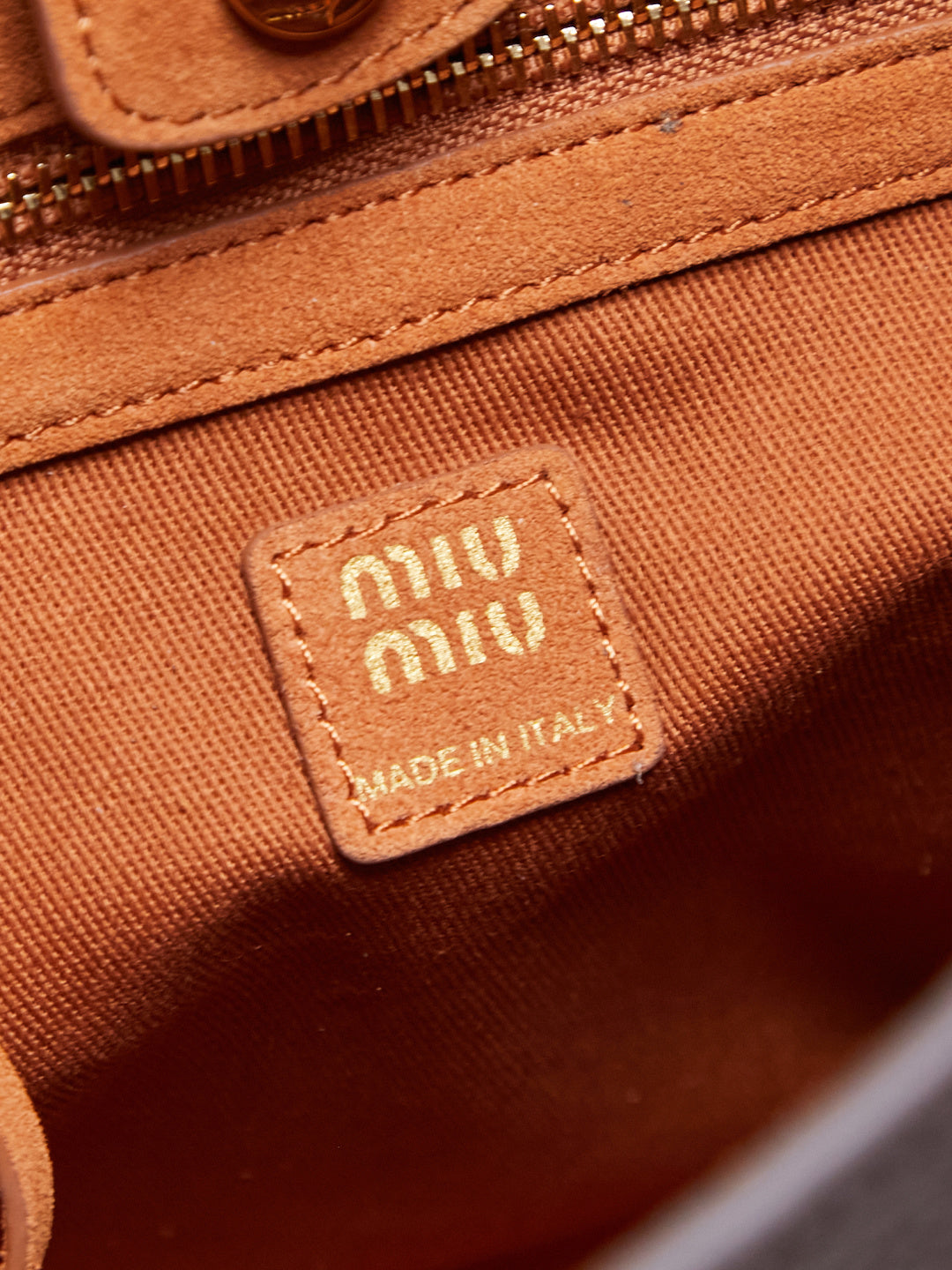 BAG-MIUMIU-LY-057