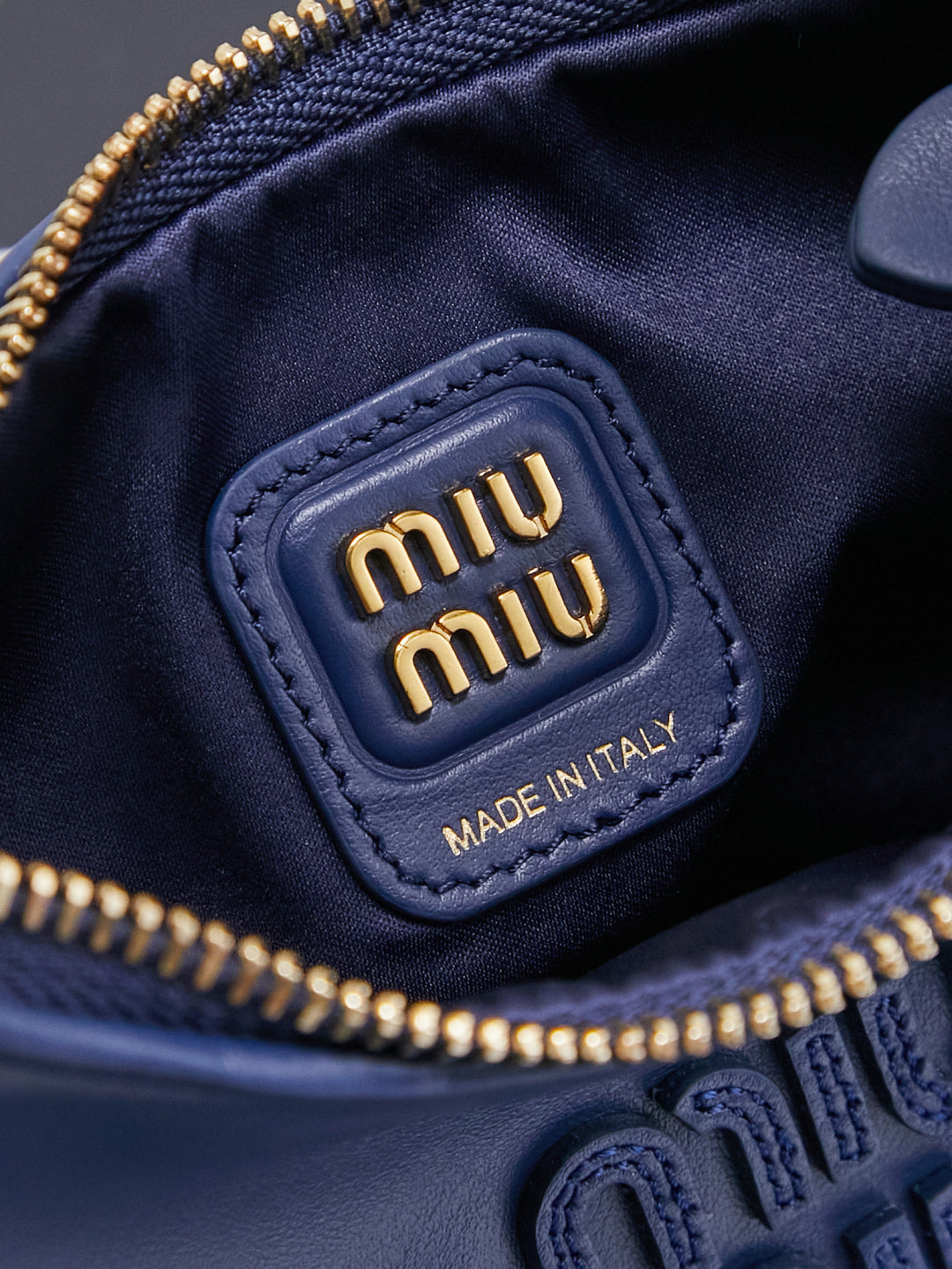 BAG-MIUMIU-LY-046