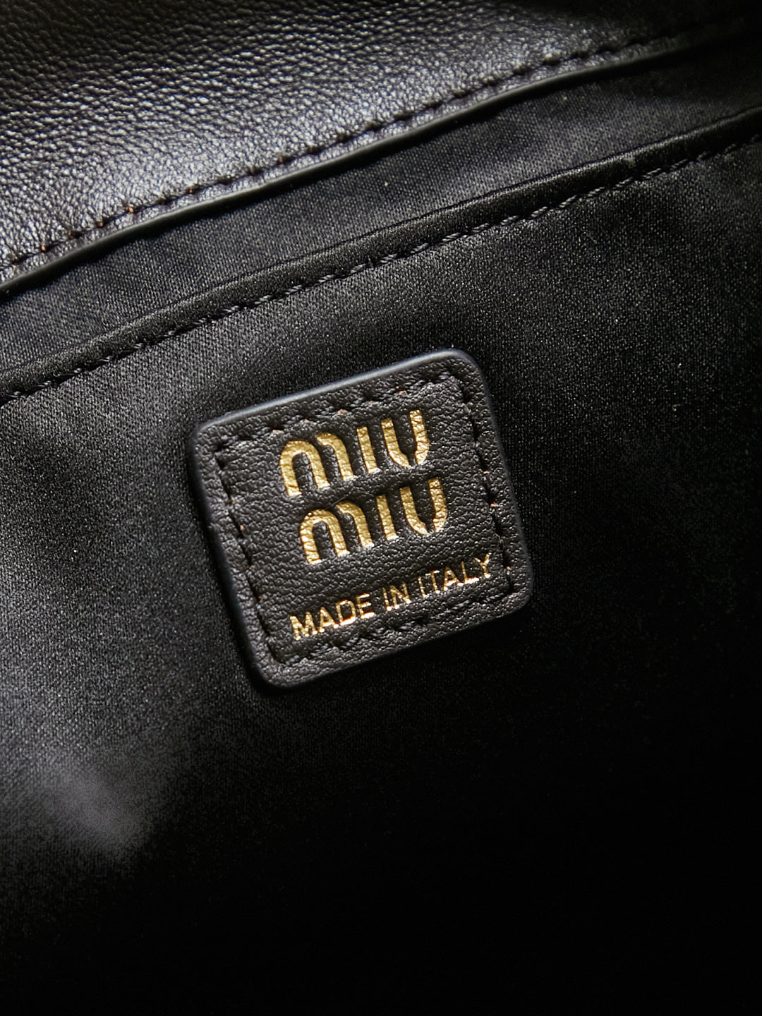 BAG-MIUMIU-LY-068