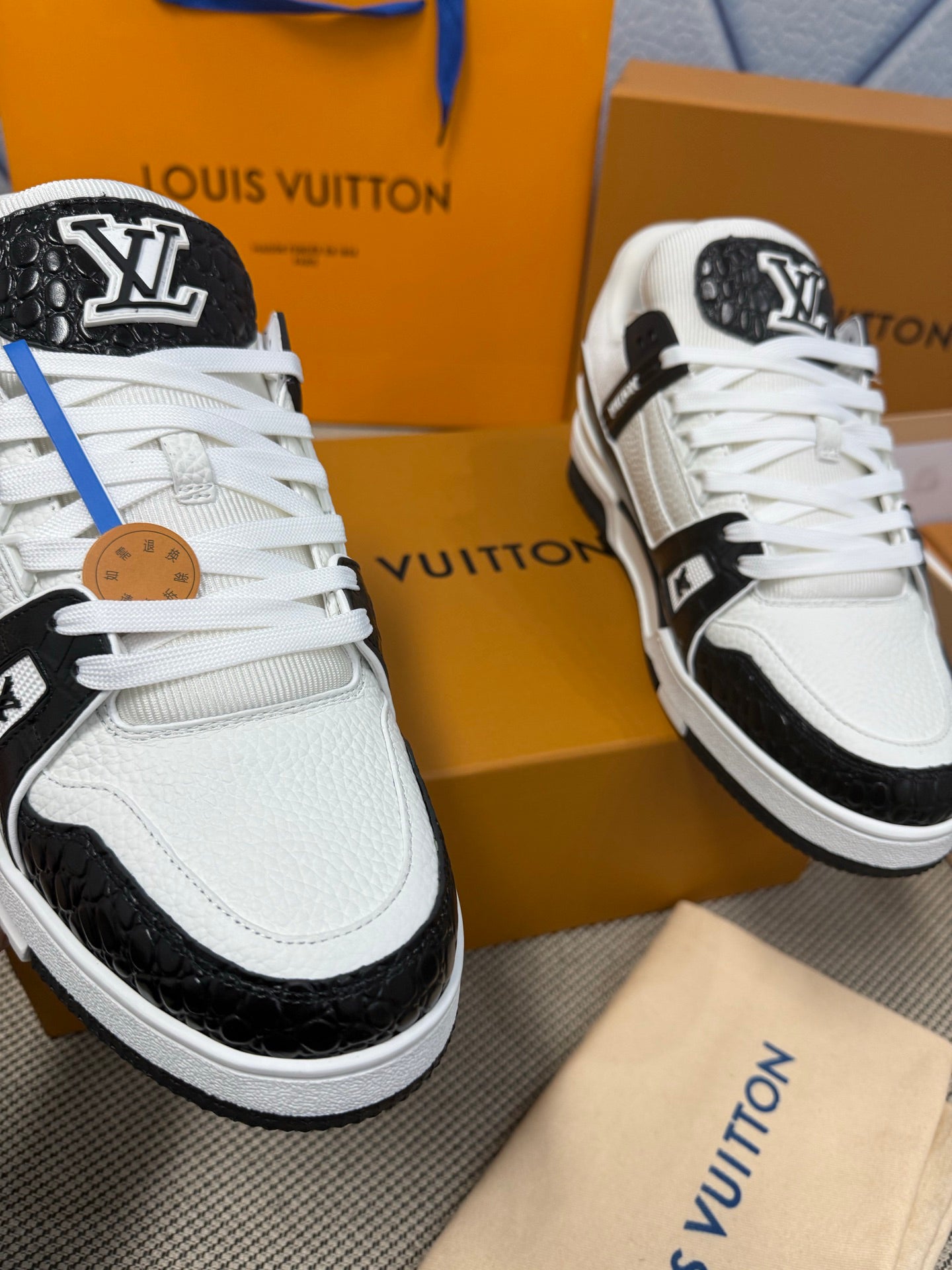 SHOES-LV-LY-358