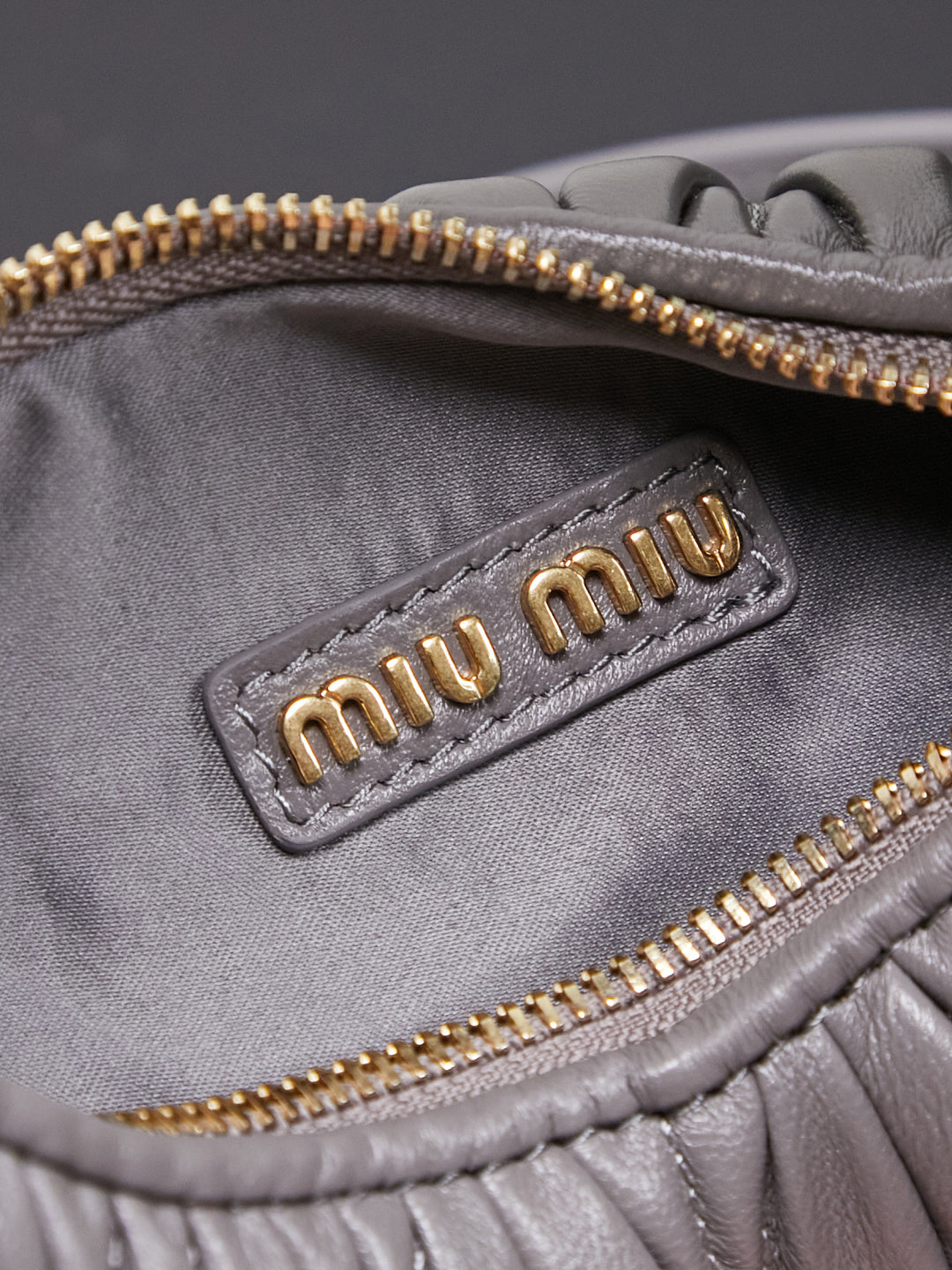 BAG-MIUMIU-LY-025