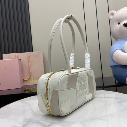 BAG-MIUMIU-LY-402