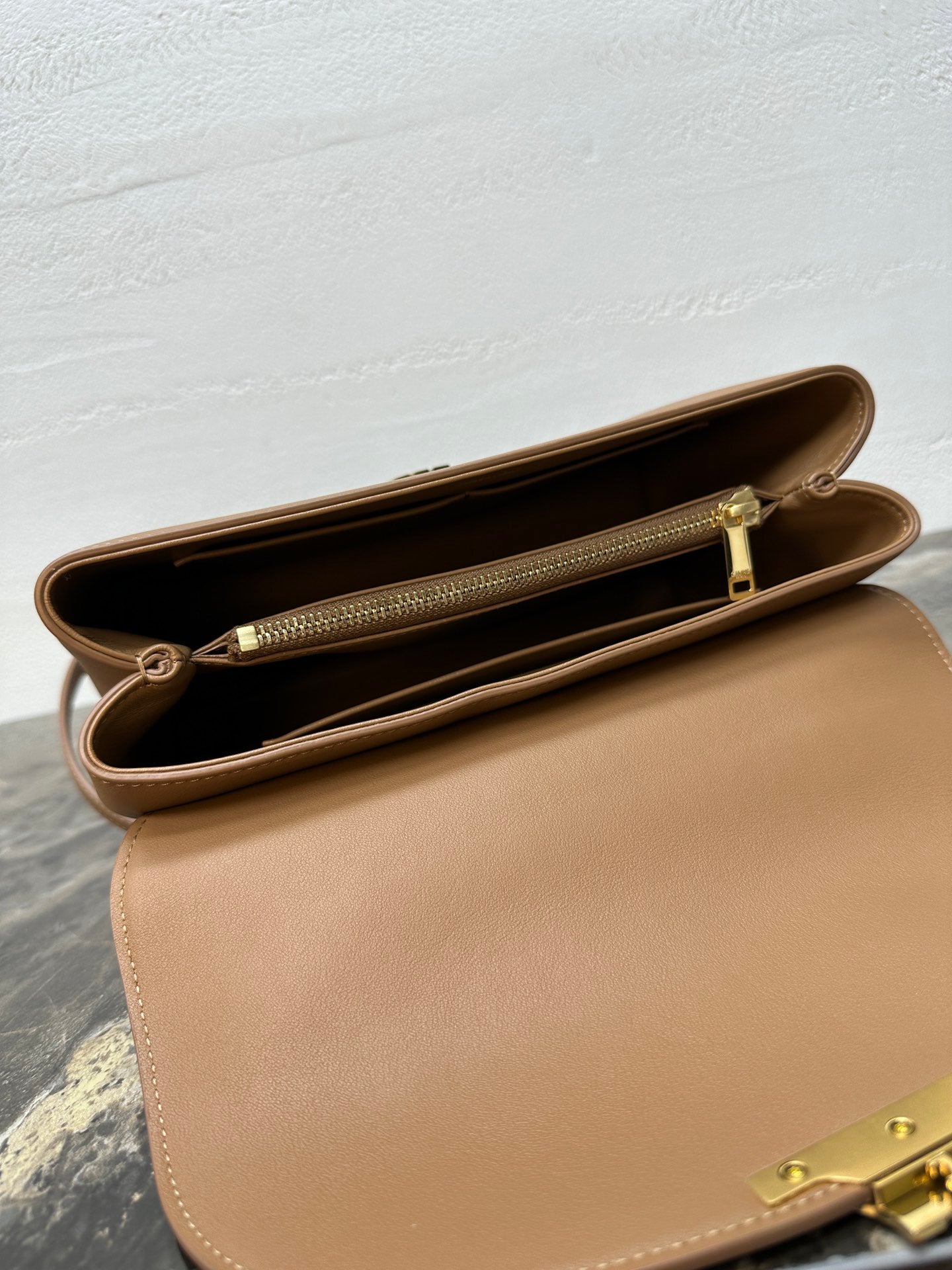 BAG-CELINE-W-NEW-2026