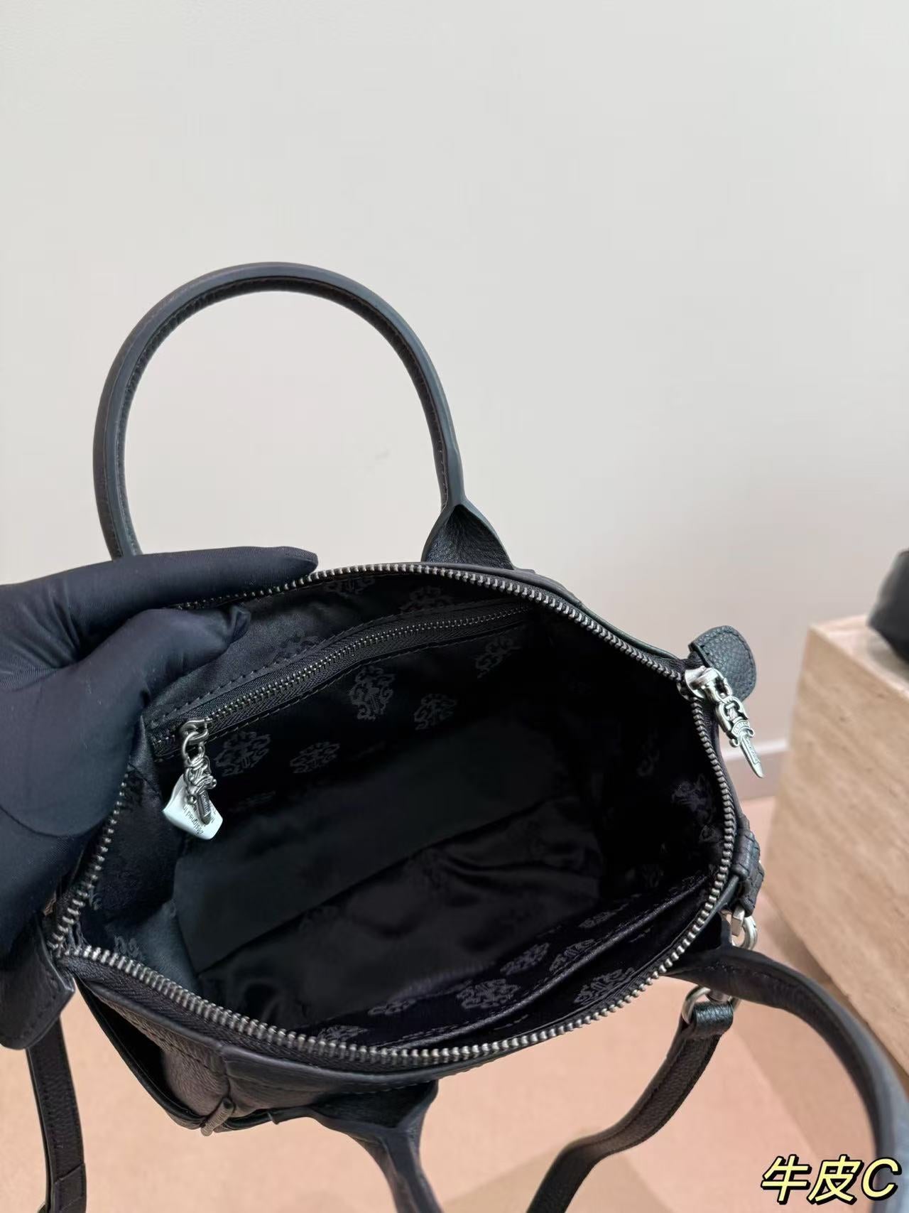 BAG-CH-WM-022