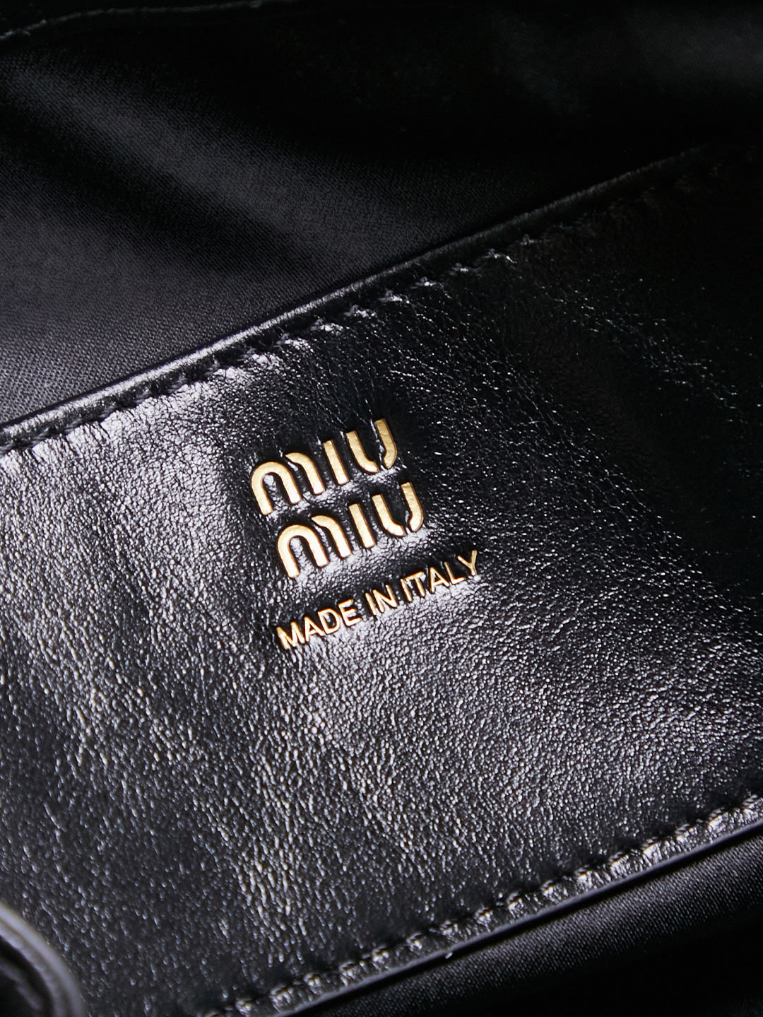 BAG-MIUMIU-LY-109