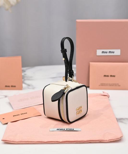 BAG-MIUMIU-LY-129