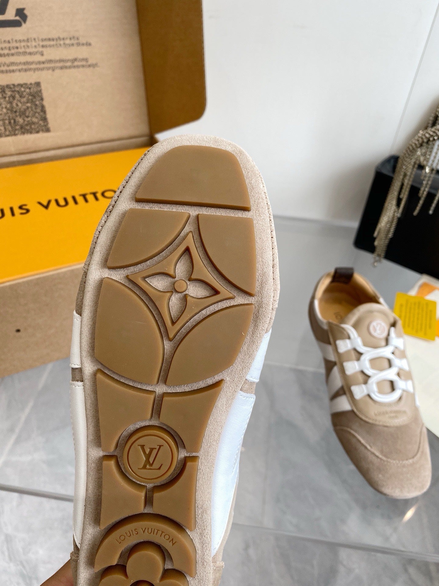 SHOES-LV-LY-037