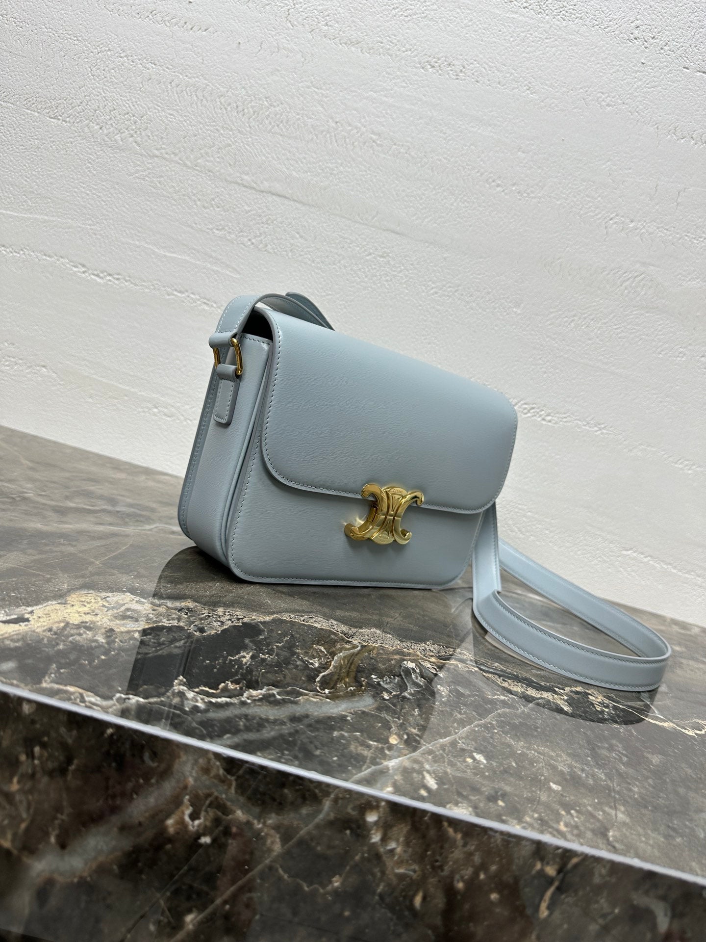 BAG-CELINE-W-NEW-1975