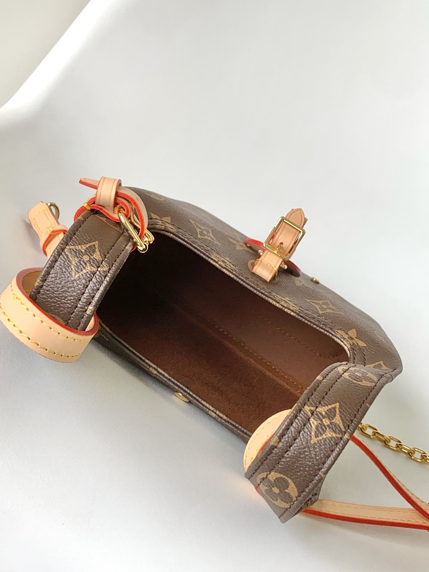 BAG-LV-W-NEW-1100