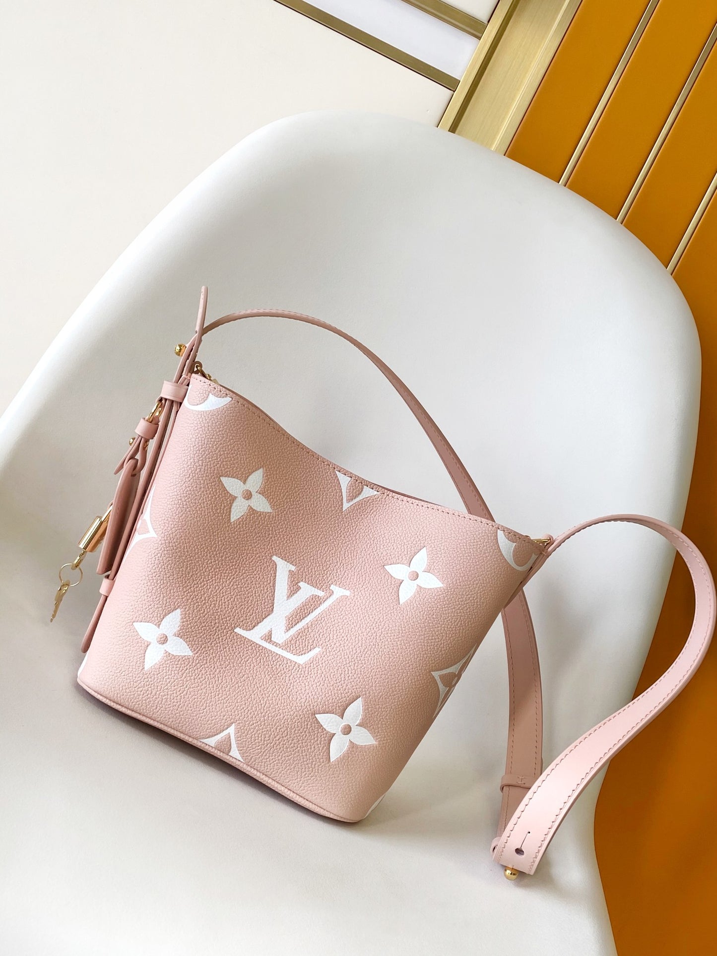 BAG-LV-W-NEW-530