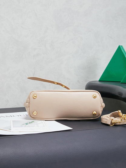 BAG-MIUMIU-LY-064