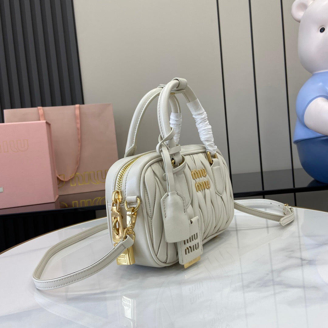 BAG-MIUMIU-LY-409