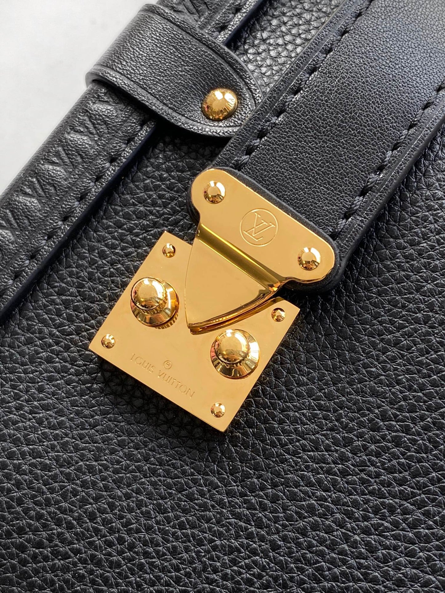 BAG-LV-W-NEW-536