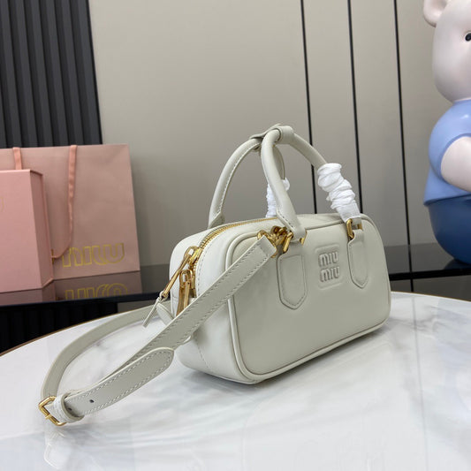 BAG-MIUMIU-LY-381