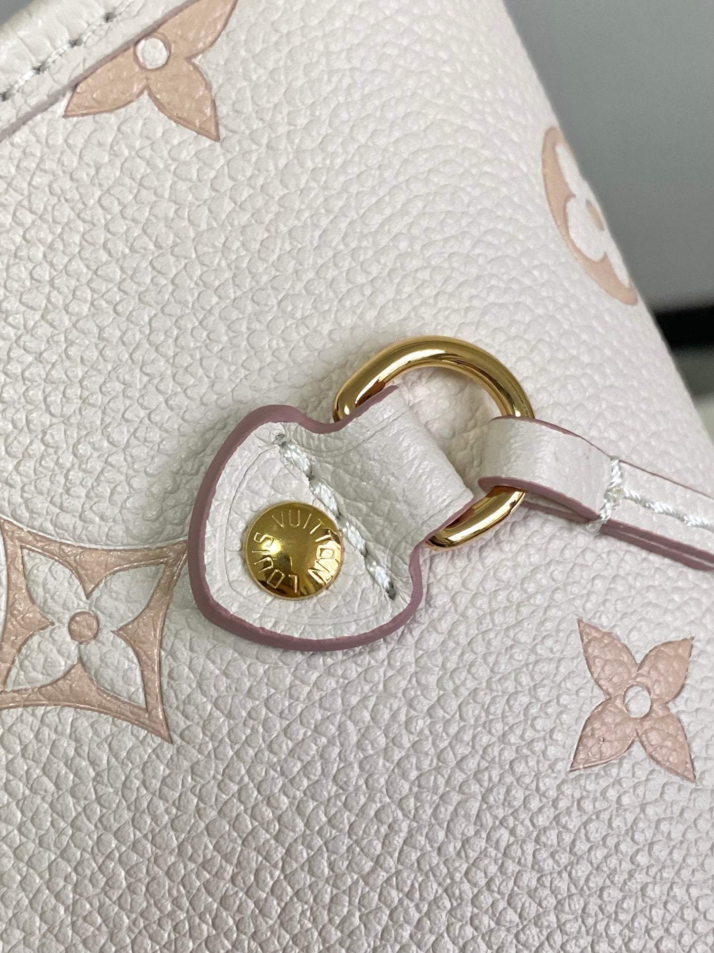 BAG-LV-W-NEW-741