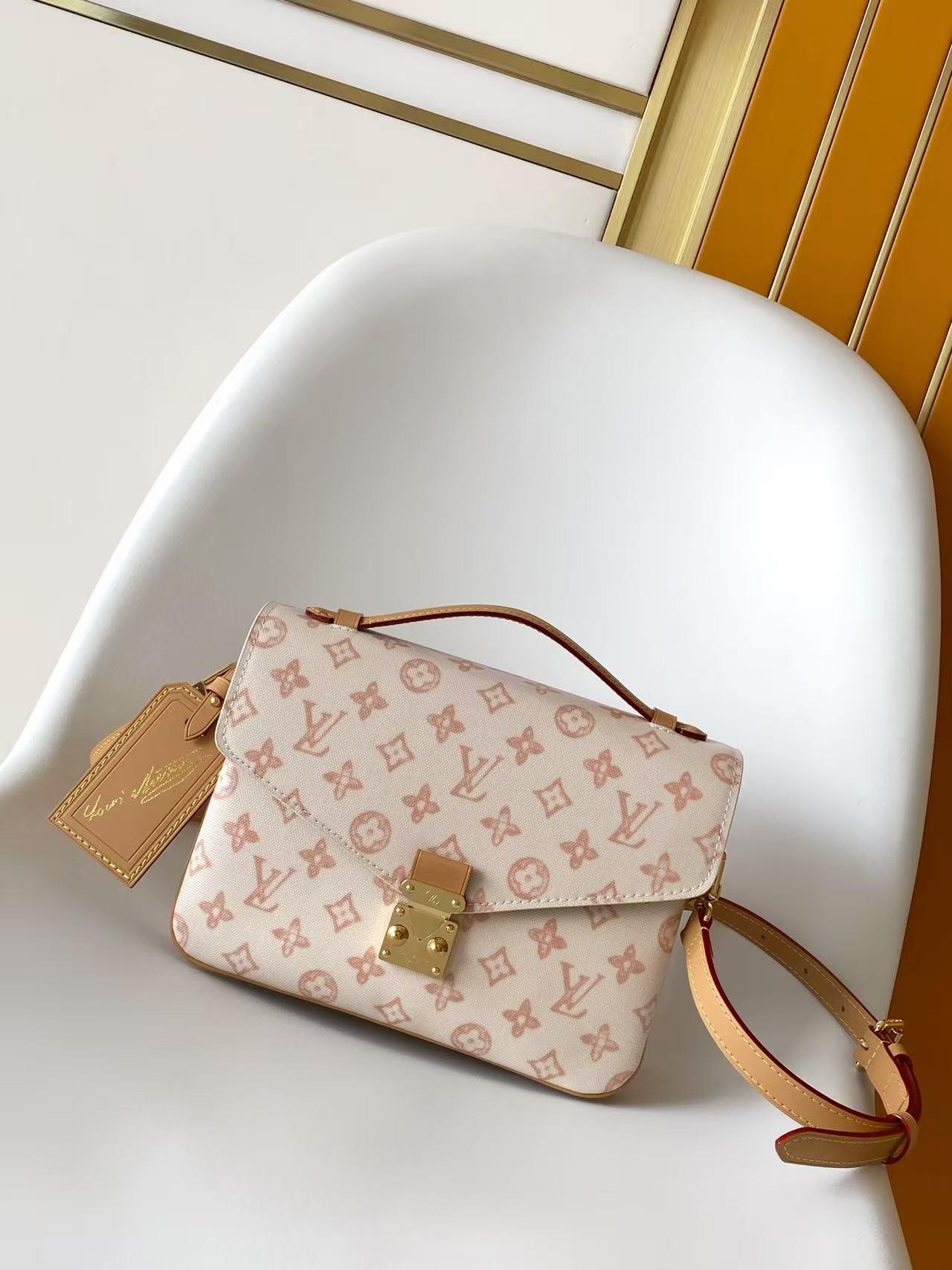BAG-LV-W-NEW-135