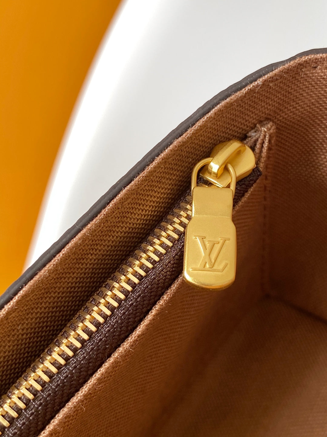 BAG-LV-W-NEW-1086