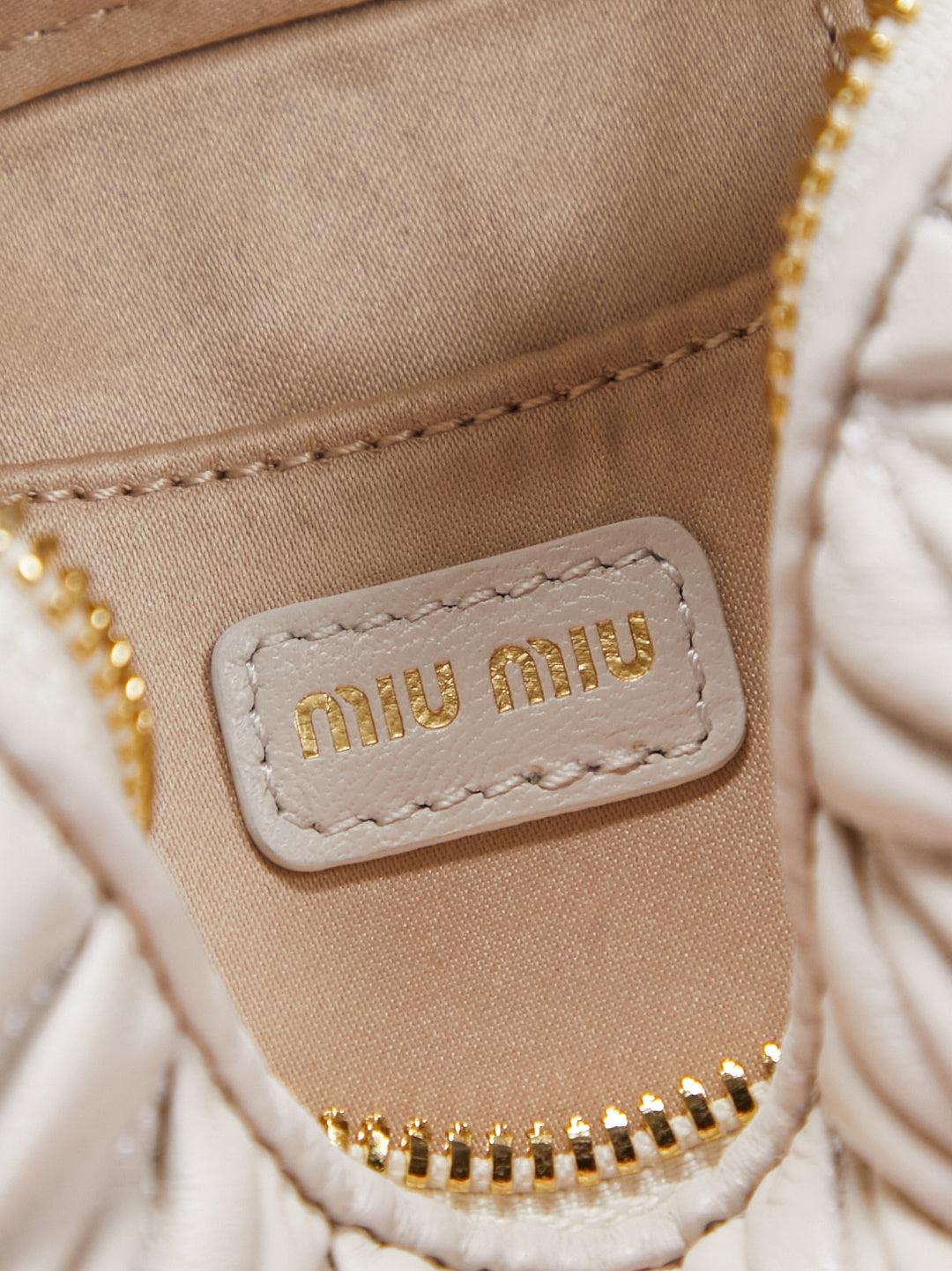 BAG-MIUMIU-LY-103