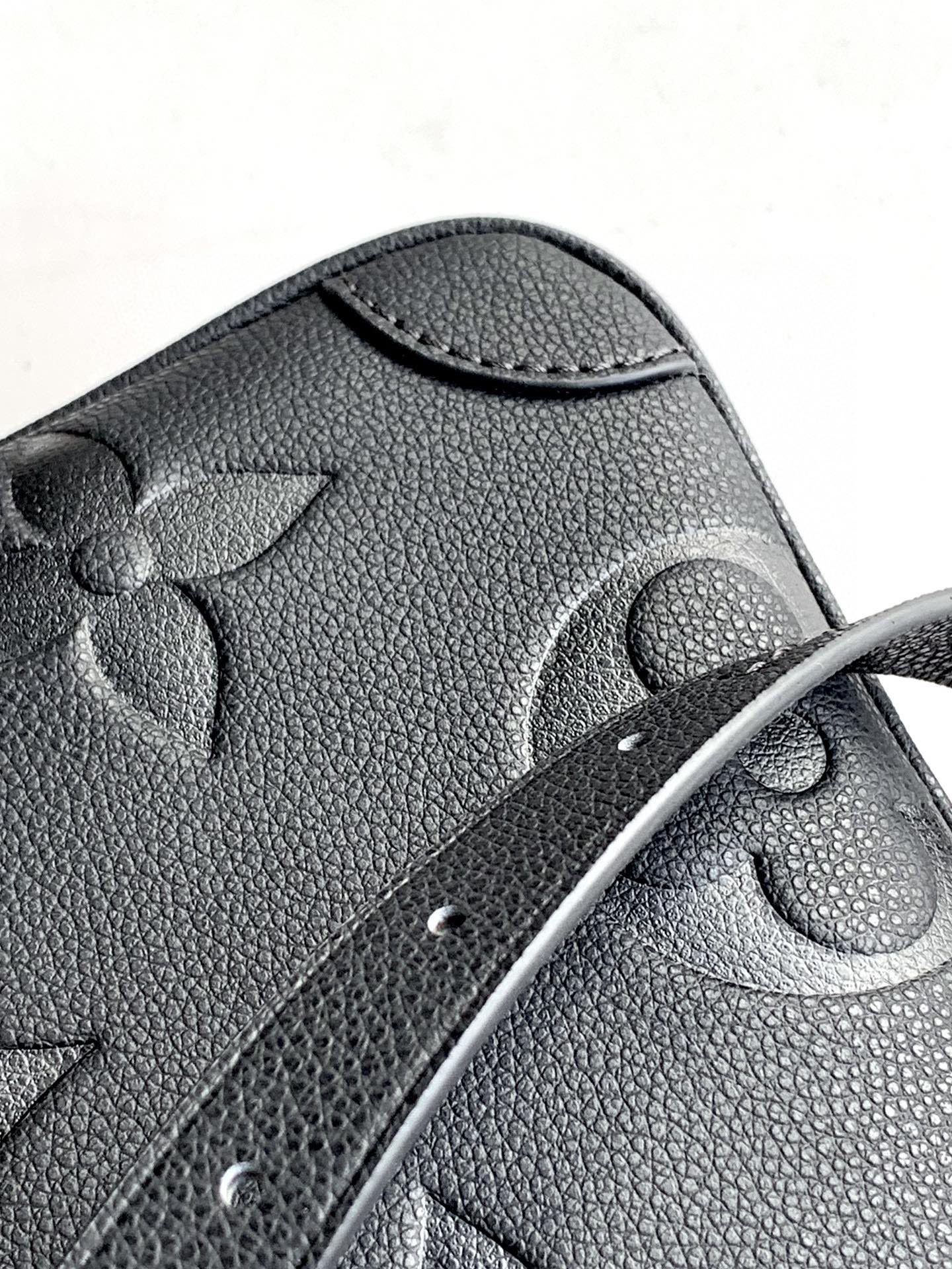 BAG-LV-W-NEW-1476