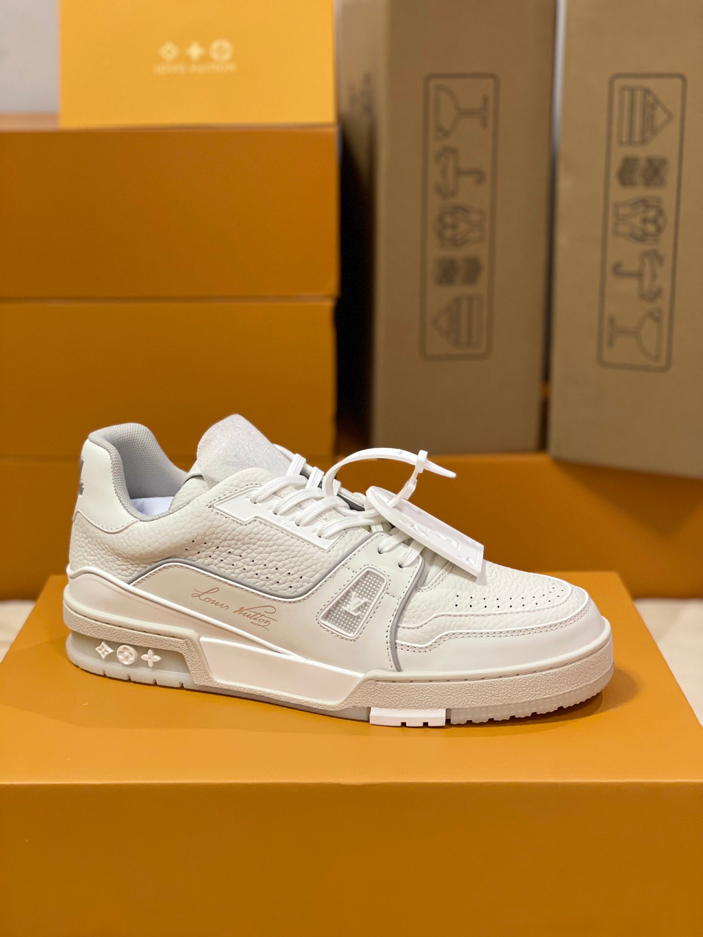SHOES-LV-LY-198