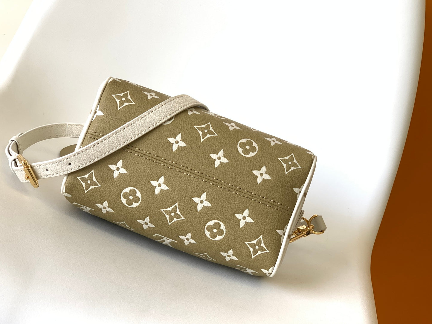 BAG-LV-W-NEW-637