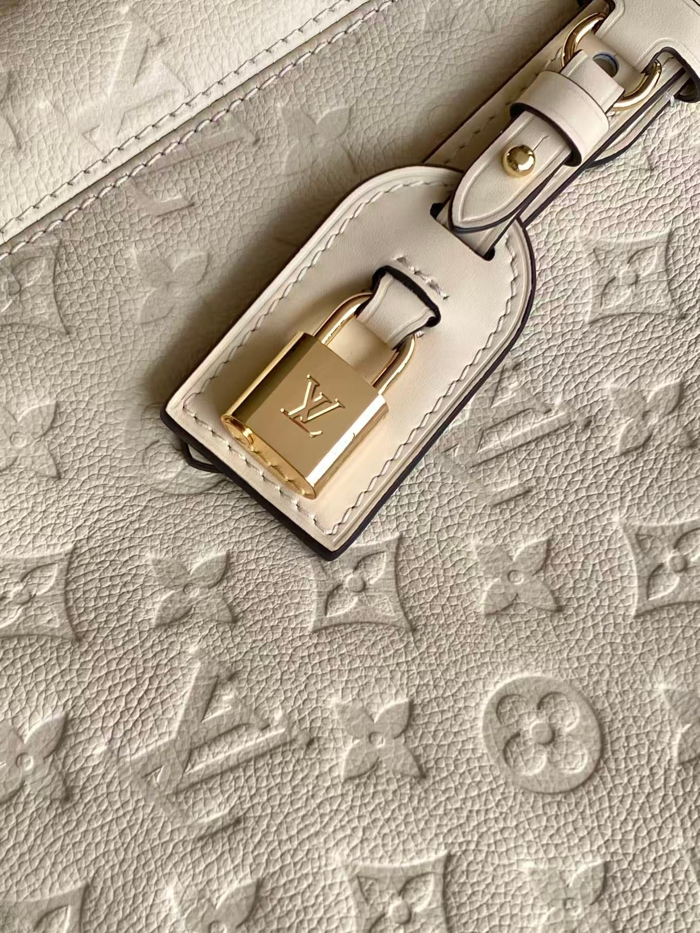 BAG-LV-W-NEW-025