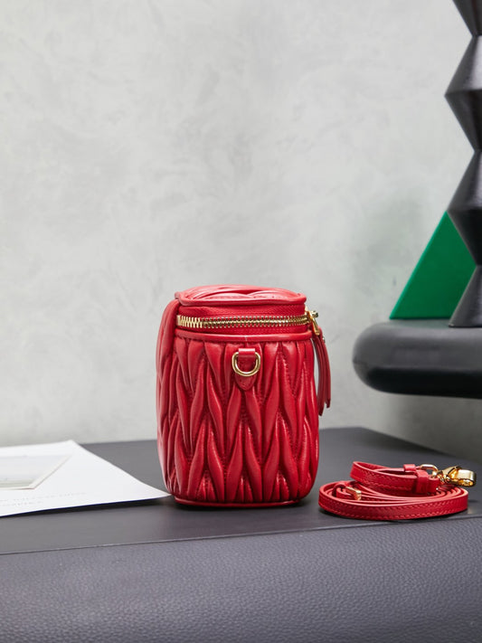 BAG-MIUMIU-LY-099