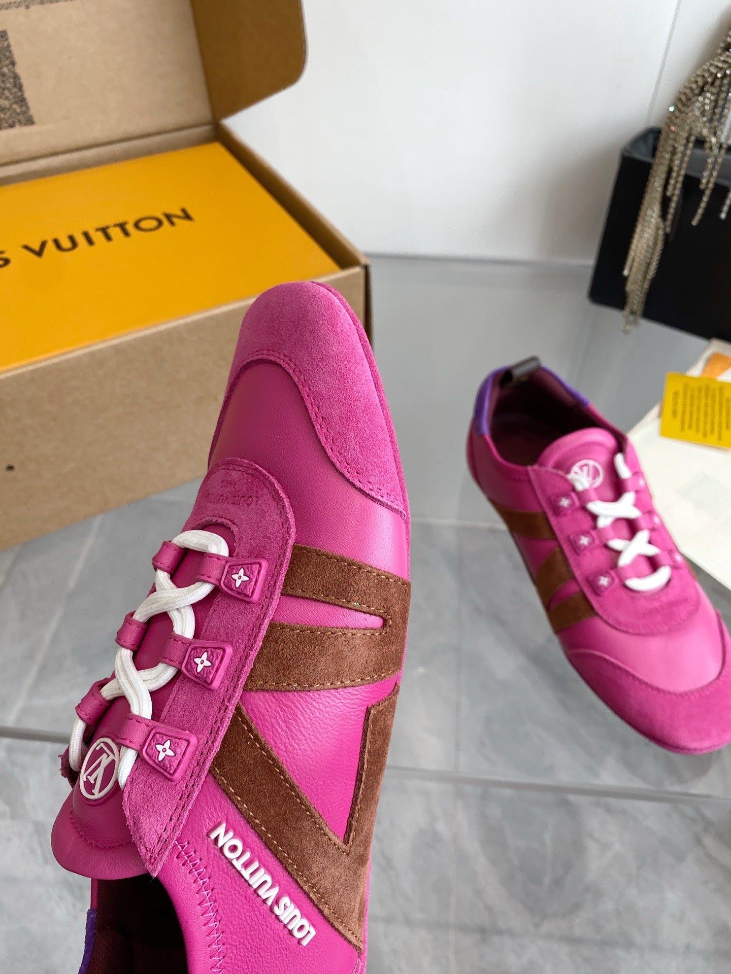 SHOES-LV-LY-014